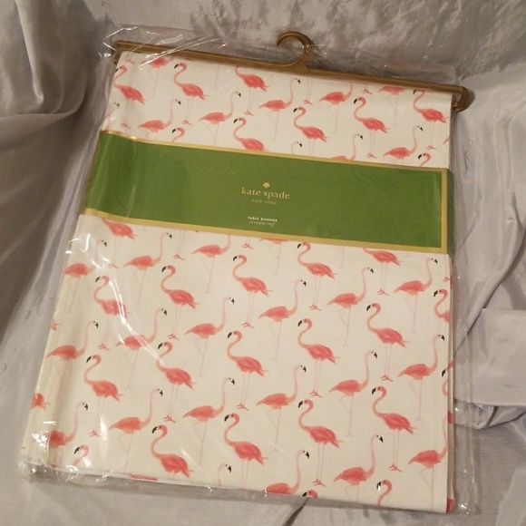 kate spade Other - Kate Spade flamingo table runner